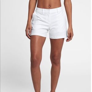 nike flex women’s golf white shorts size 8